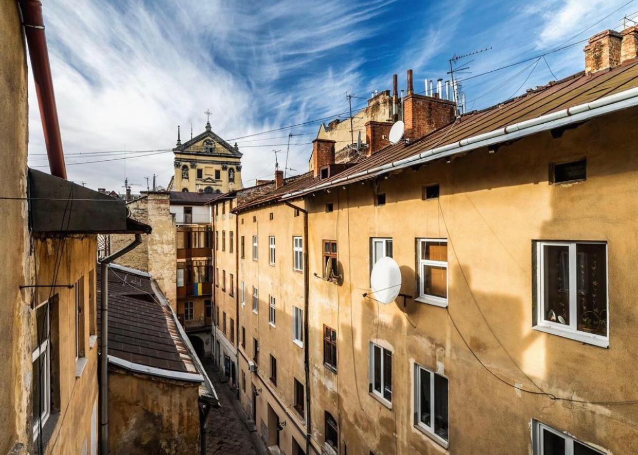 Vip Apartments ! Lviv Exterior photo