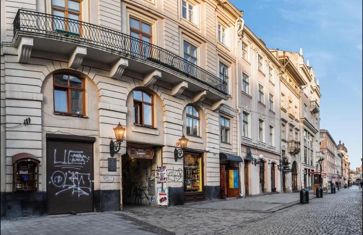 Vip Apartments ! Lviv Exterior photo