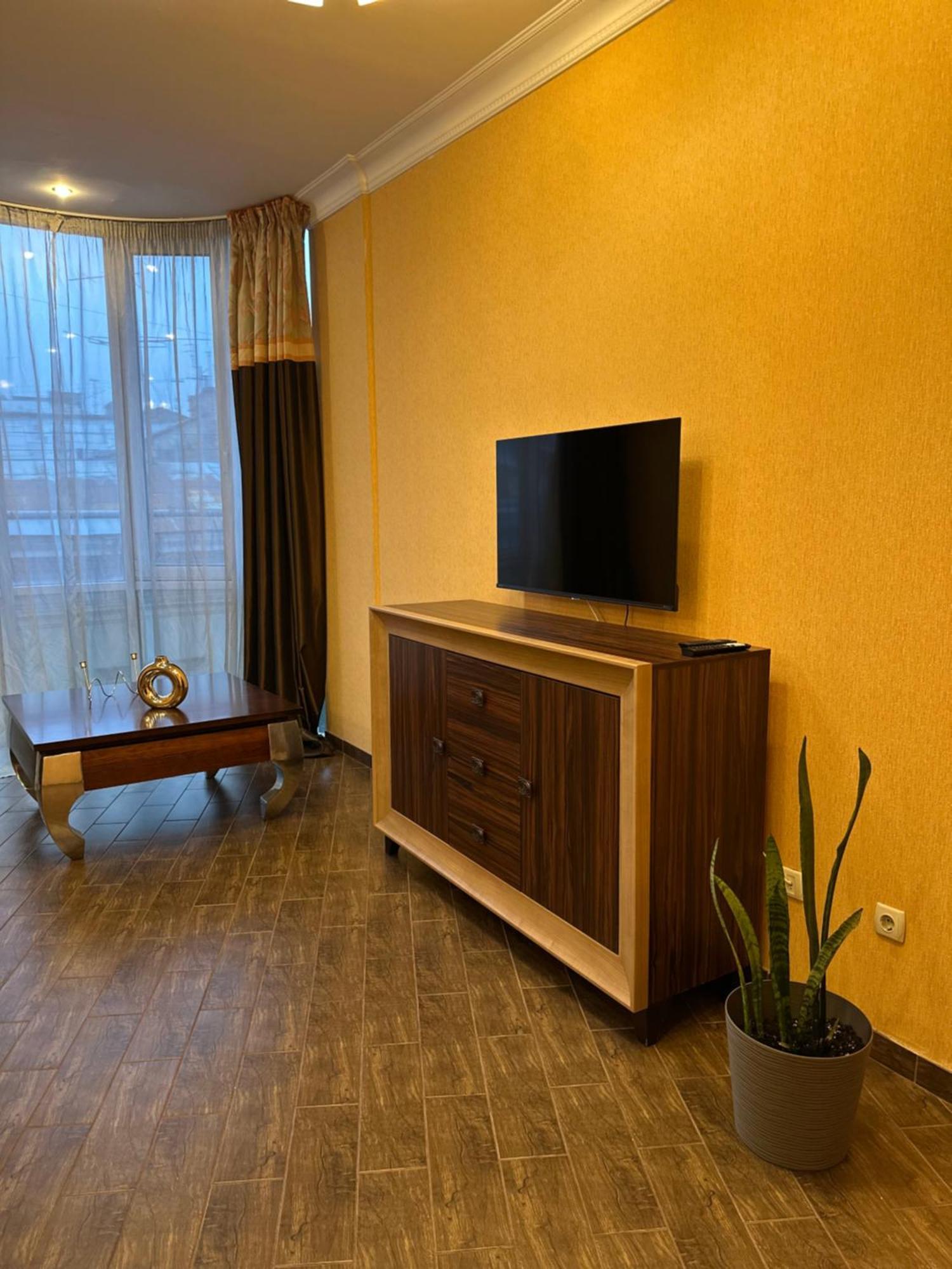 Vip Apartments ! Lviv Exterior photo